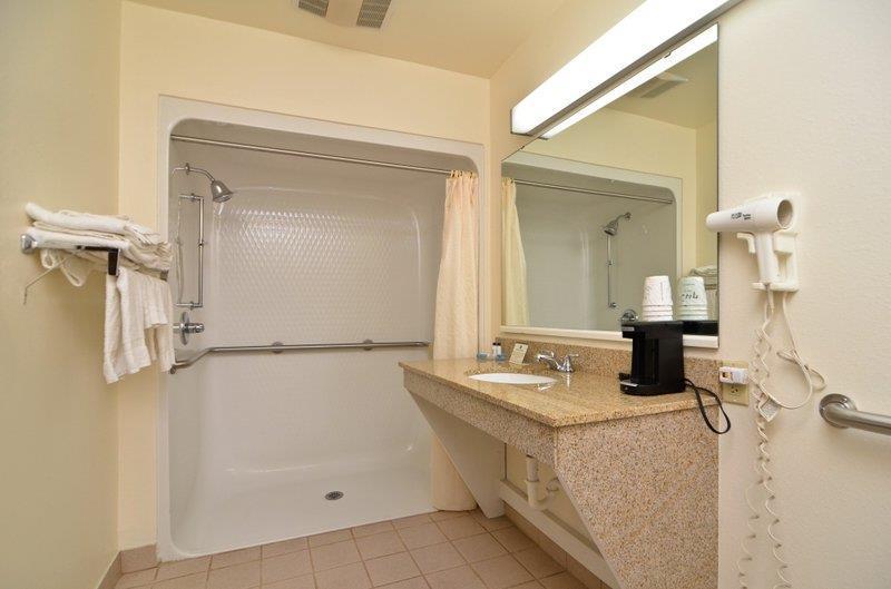 Best Western Regency Inn & Suites Gonzales Phòng bức ảnh